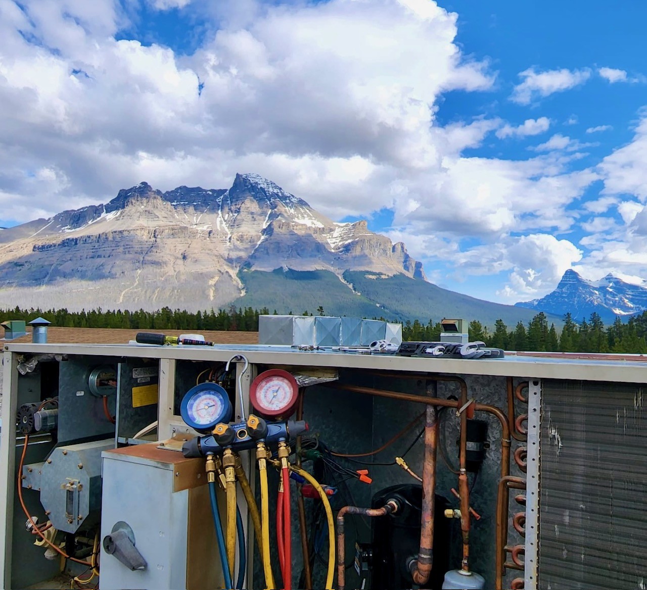 Modern HVAC and refrigeration rooftop systems
